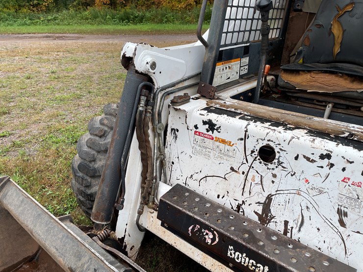 2001-bobcat-873-image-10