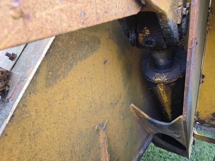 massey-ferguson-55c-image-21