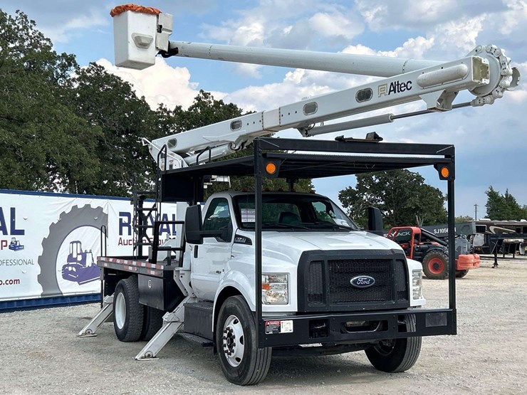 2017-ford-f750-image-4