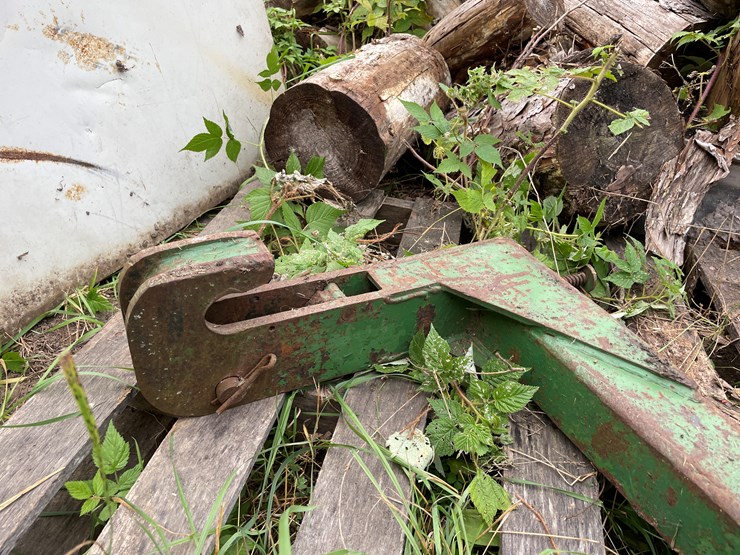 #7133-•-john-deere-3-point-quick-hitch-image-6