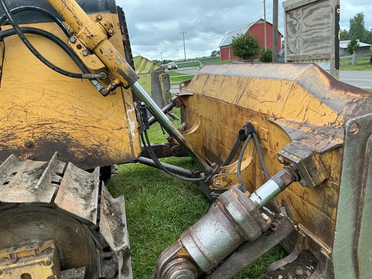 1999-deere-850c-image-11