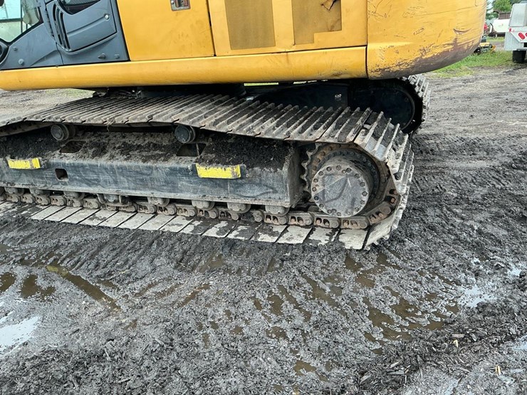 2007-john-deere-270-image-42