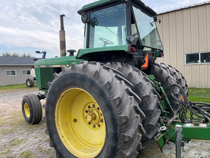 john-deere-4640-image-9