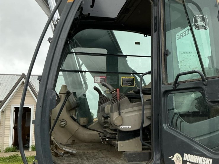 2007-john-deere-270-image-51