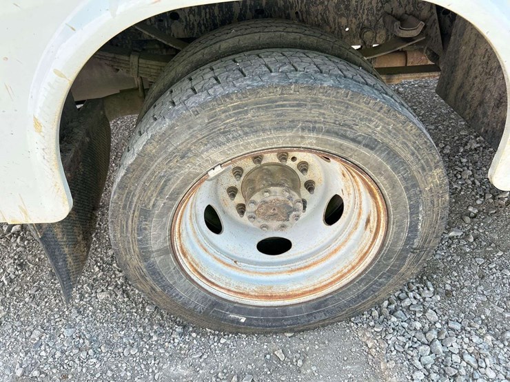2016-ford-f450-image-26