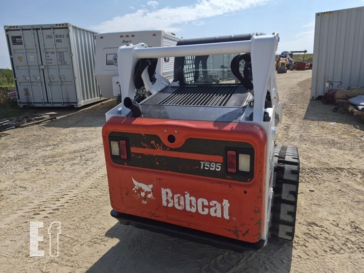 2017-bobcat-s595-image-9