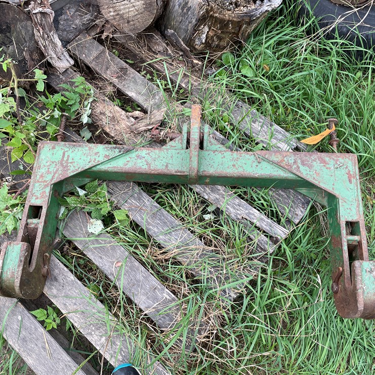 #7133 • John Deere 3 Point Quick Hitch