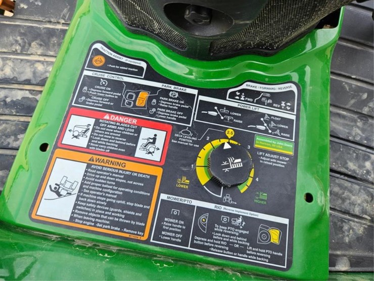 john-deere-x730-image-21