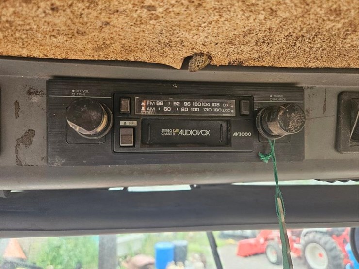 2002-cummins-6bt-image-32