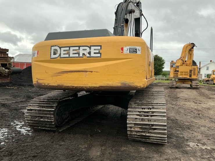 2007-john-deere-270-image-41