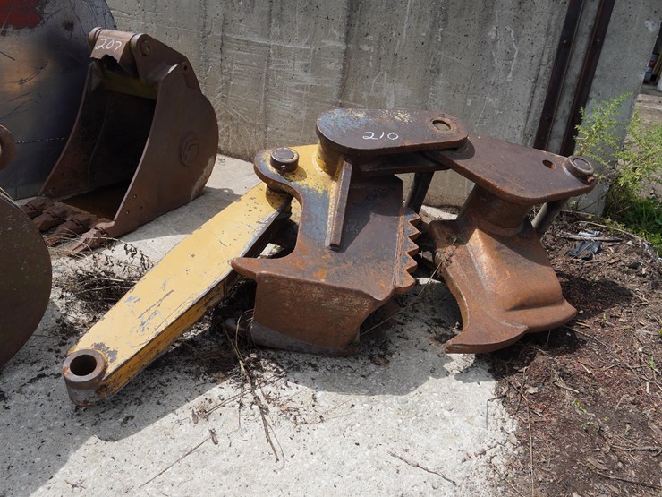 john-deere-270-image-1
