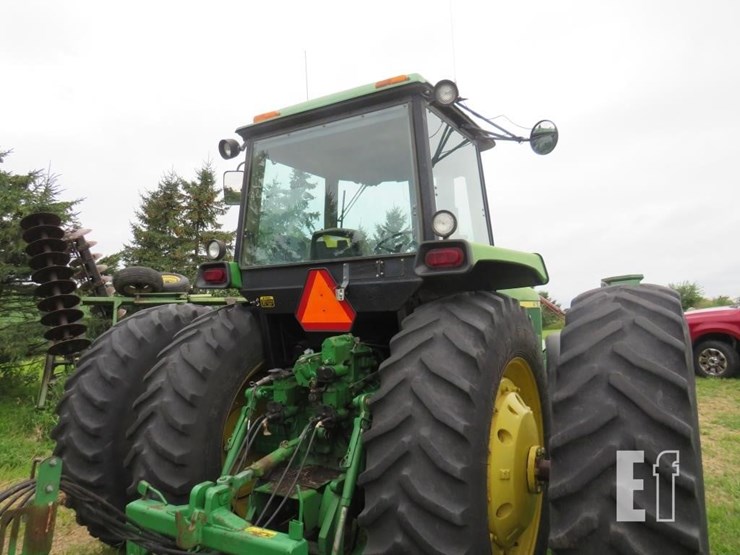 1989-john-deere-4755-image-5