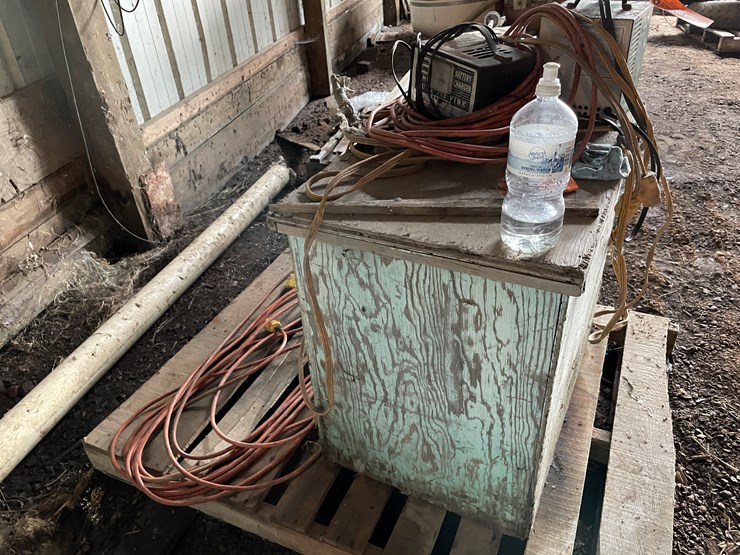 #7168-•-pallet-of-electrical-cords,-battery-chargers-and-wooden-box-image-3