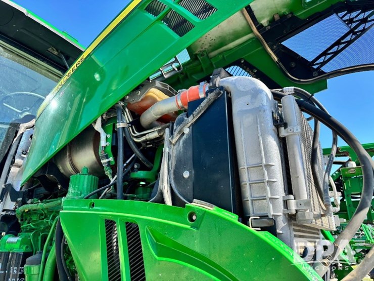 2014-john-deere-r4038-image-41