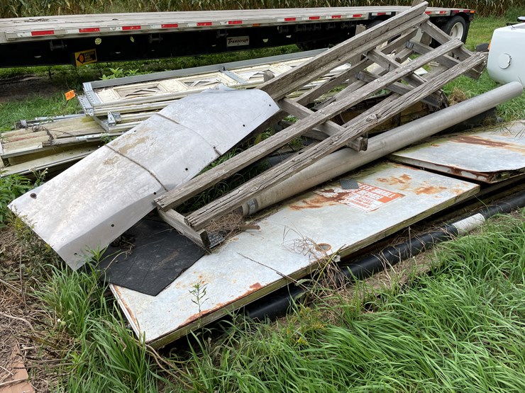 #7126-•-pile-of-used-garage-doors,-sheet-metal-and-more-image-6