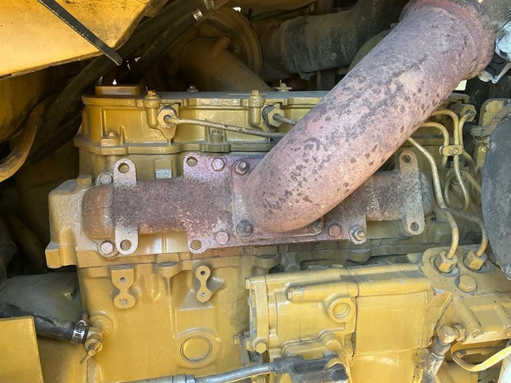 caterpillar-943-image-32