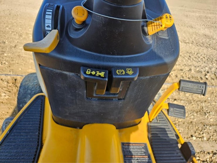 cub-cadet-lt2138-image-18