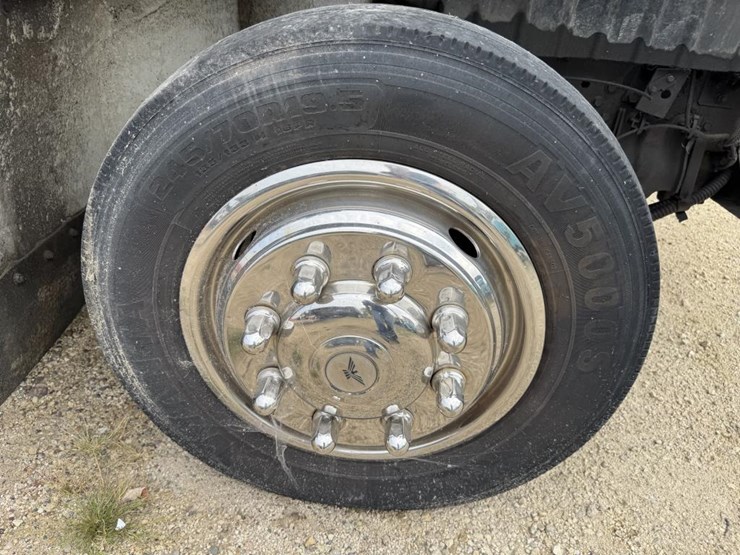 2006-international-durastar-4300-image-81