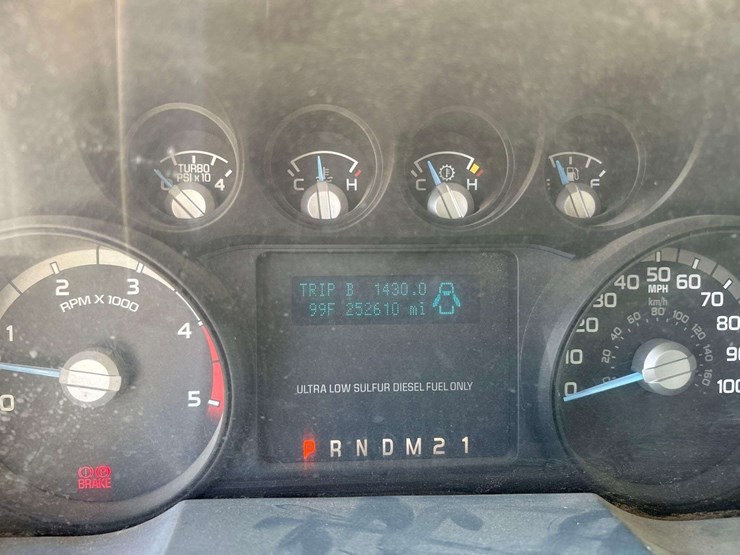 2012-ford-f550-image-12