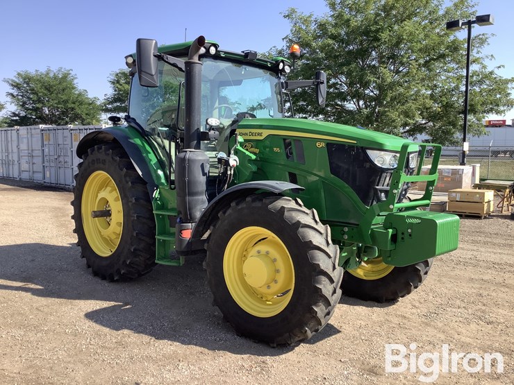 2023-john-deere-6r-155-image-3