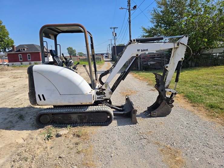 2003-bobcat-328d-image-29