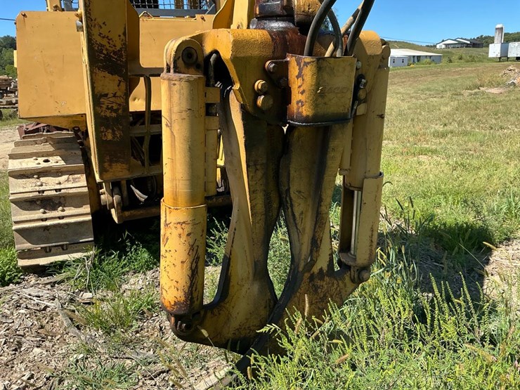 deere-850b-image-39