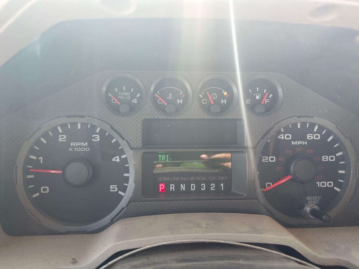 2008-ford-f550-image-13