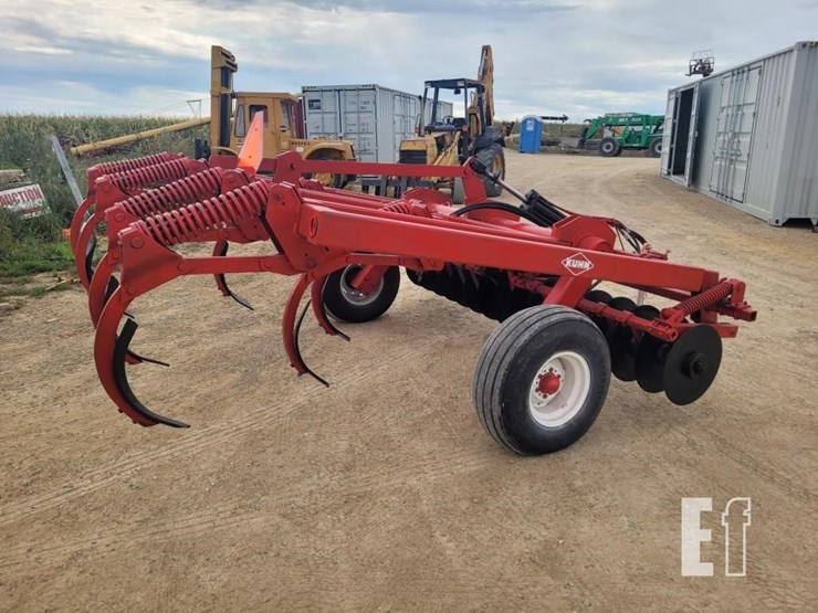 kuhn-krause-chisel-plow-8163-image-5