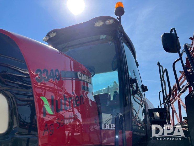 2016-case-ih-patriot-3340-image-22