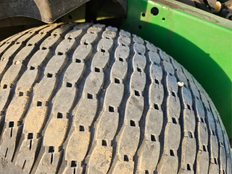 john-deere-gator-image-30