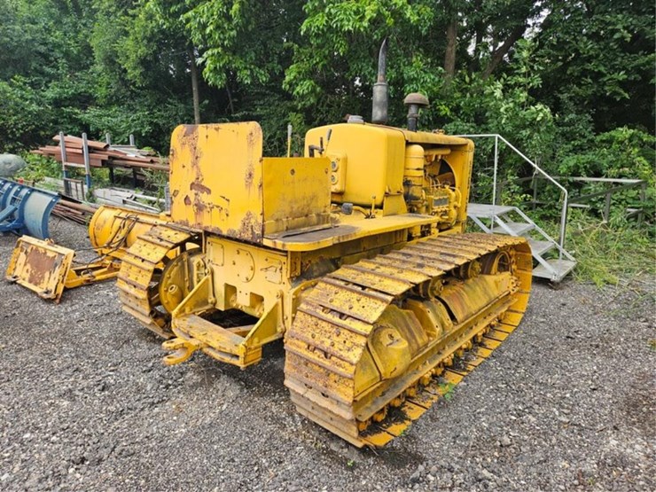 2013-caterpillar-d6-image-5