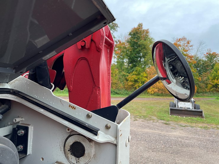 2020-takeuchi-tl10v2-image-27