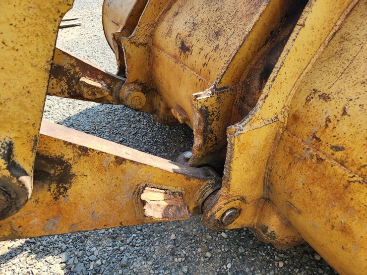 caterpillar-980b-image-40