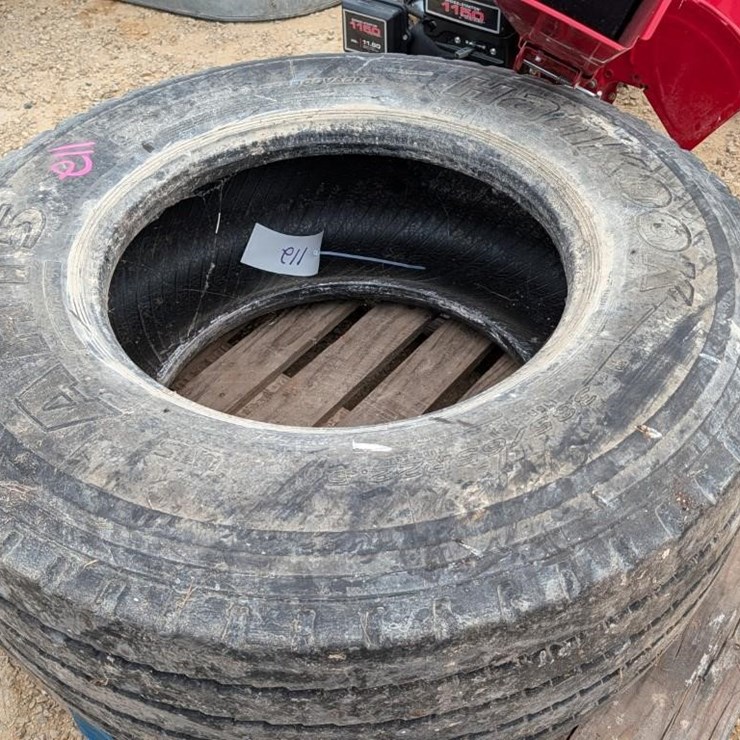 SEMI TIRE
