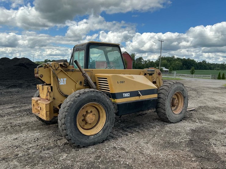 caterpillar-th82-image-5