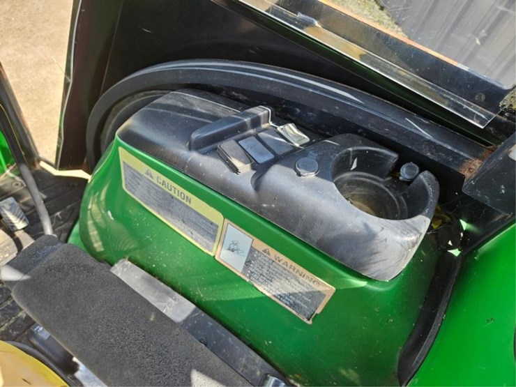 john-deere-4720-image-43