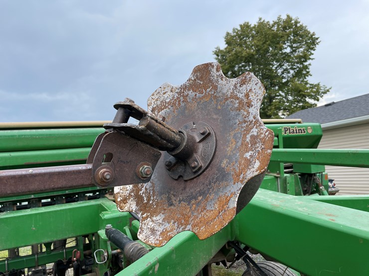 #7102-•-great-plains-grain-drill-no-till-drill-image-13