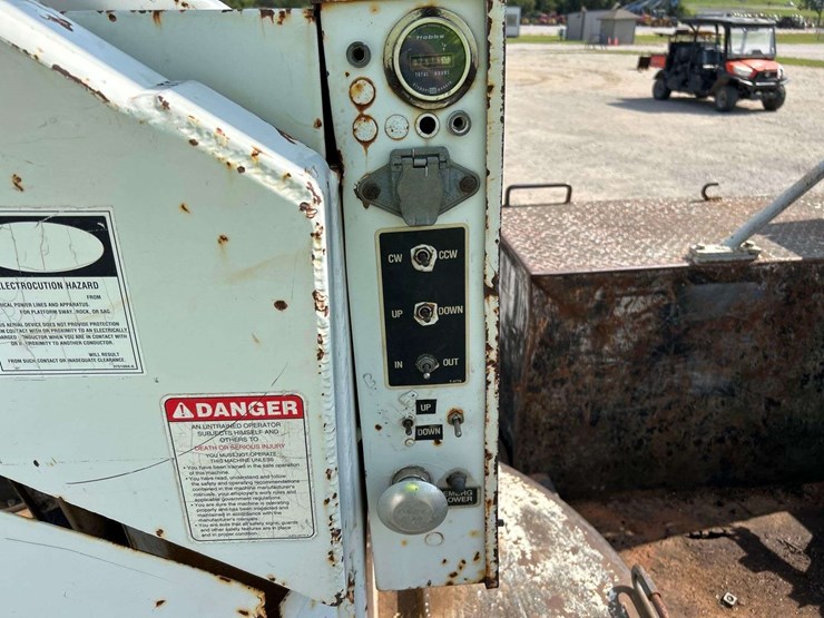 2005-international-durastar-4300-image-22
