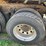 #7104-•-2006-volvo-semi-tractor-with-sleeper-cab-semi-(has-wi-title)-image-32