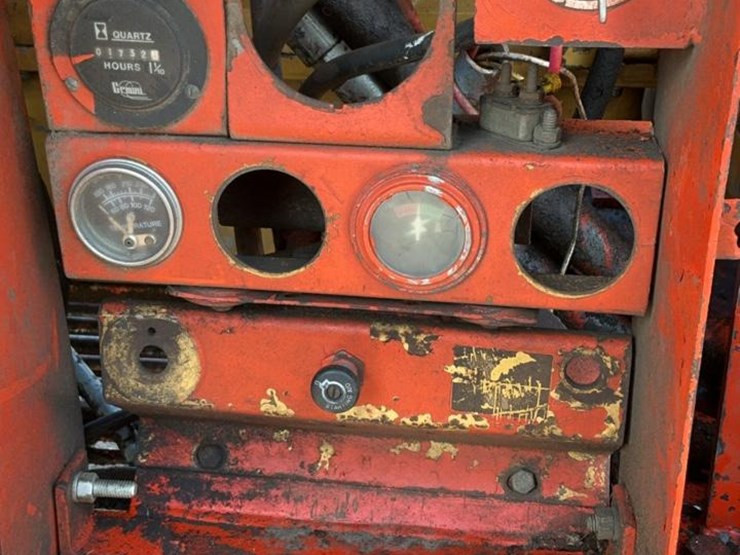 john-deere-12-image-47