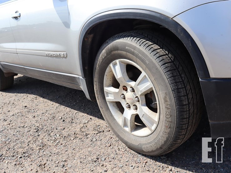2008-gmc-acadia-image-14