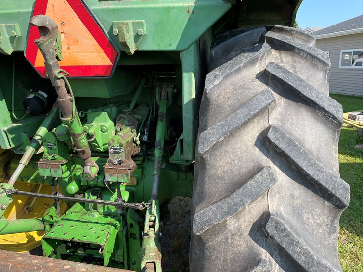john-deere-4430-image-21