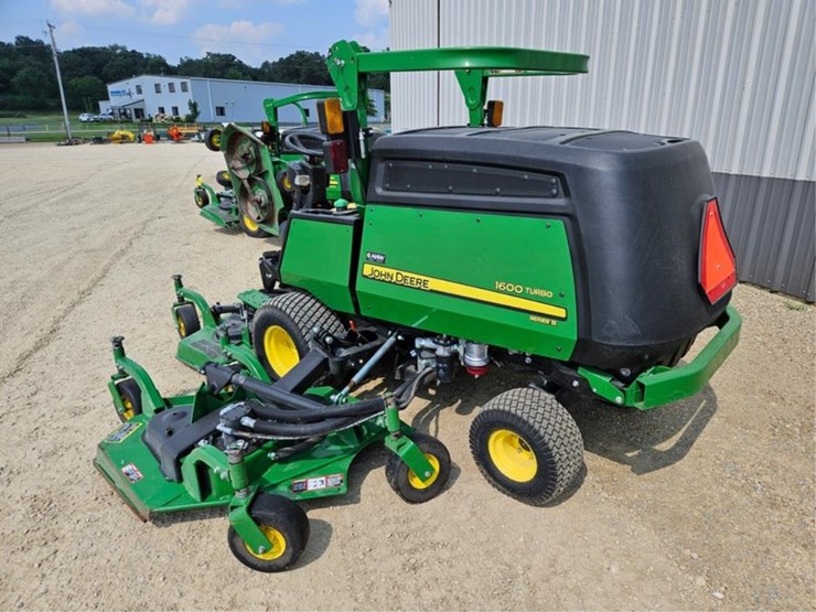john-deere-1600-turbo-image-4