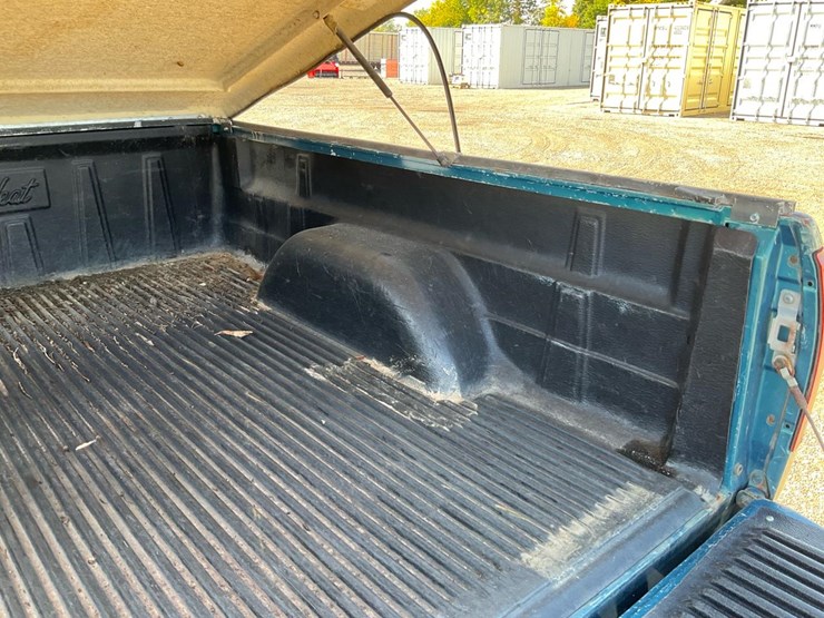 1998-chevrolet-k1500-image-32
