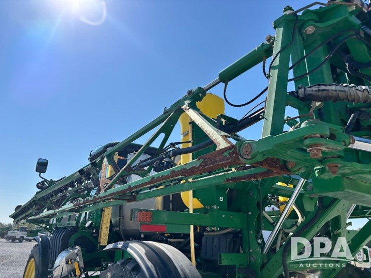 2017-john-deere-r4038-image-104