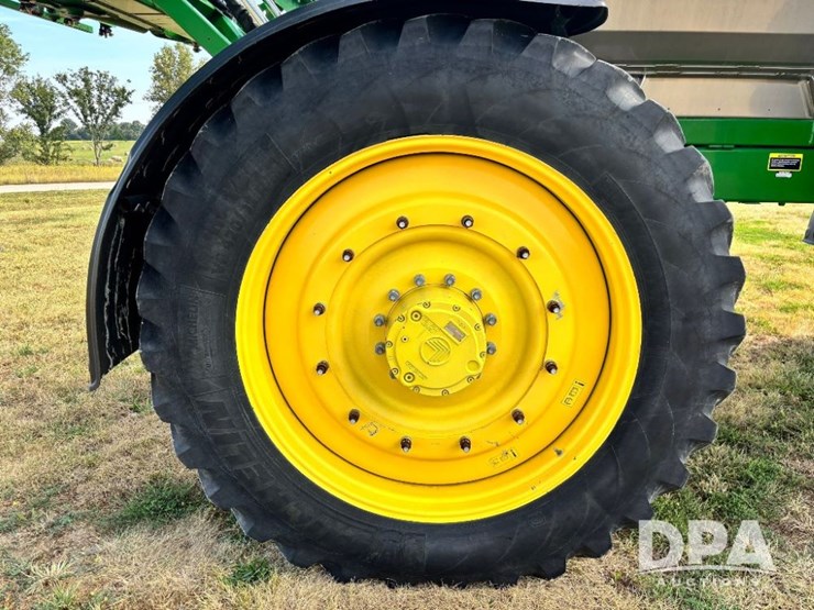 2019-john-deere-r4045-image-78