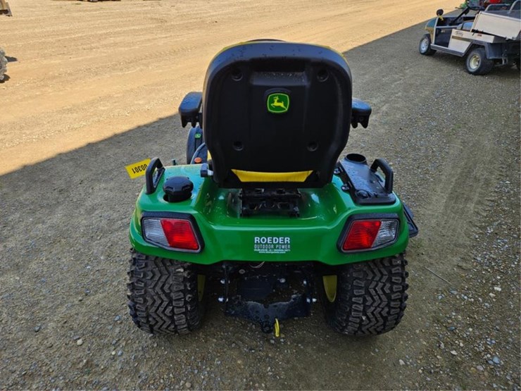 john-deere-x738-image-4