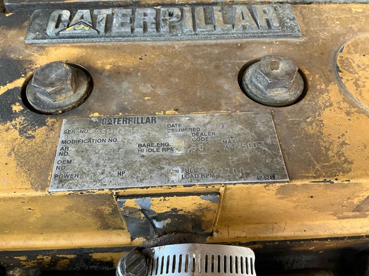 caterpillar-th82-image-46