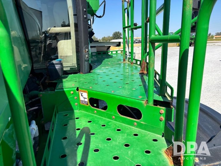 2019-john-deere-f4365-image-88