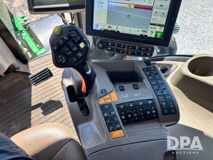 2019-john-deere-f4365-image-106